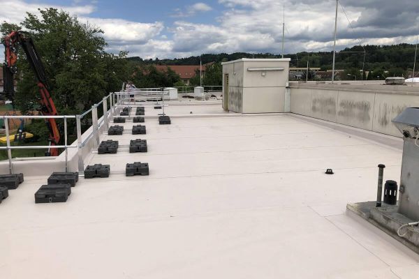 Flachdach Teildachsanierung RLB Graz Raaba